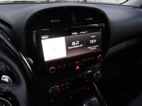 Used 2021 Kia Soul Turbo image 16