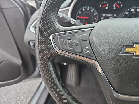 Used 2025 Chevrolet Malibu LT image 17