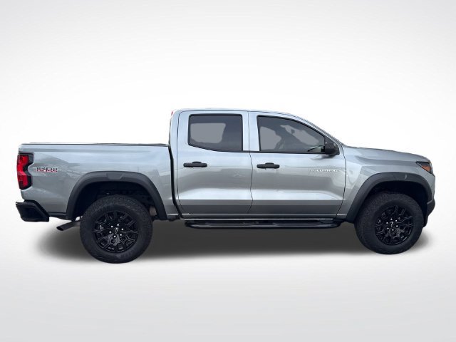Used 2025 Chevrolet Colorado Trail Boss AWD/4WD image 7