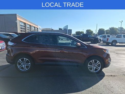 Used 2016 Ford Edge Titanium w/ Technology Package AWD/4WD image 3