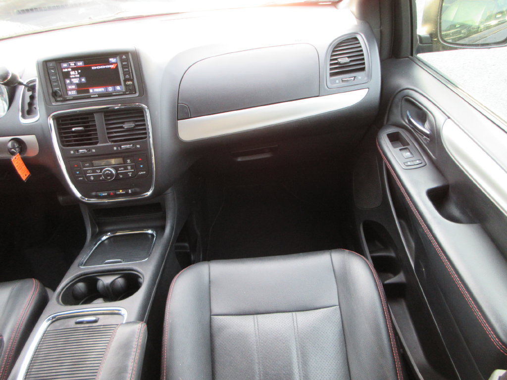 Used 2019 Dodge Grand Caravan GT FWD image 17