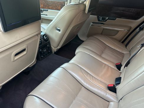 Used 2015 Jaguar XJ L Portfolio image 14