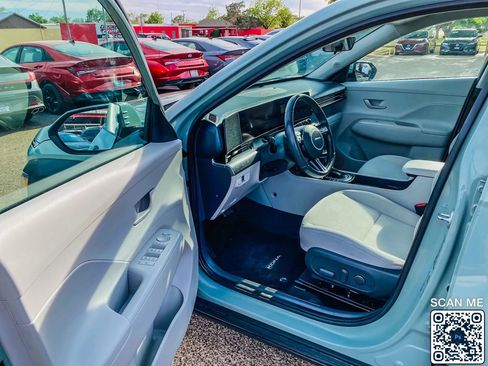 Used 2024 Hyundai Kona SEL FWD image 12