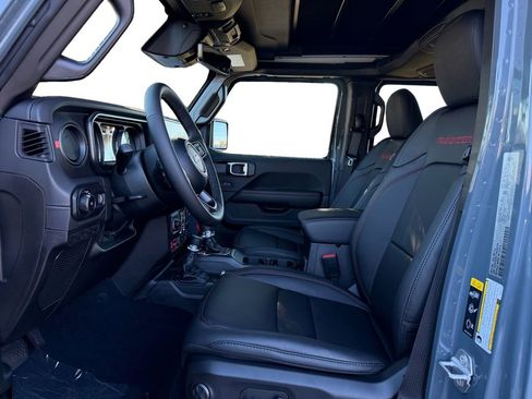 New 2026 Jeep Wrangler Unlimited Rubicon image 9