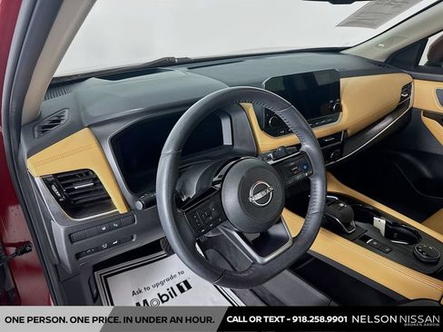 Used 2023 Nissan Rogue Platinum w/ Platinum Premium Package AWD/4WD image 9