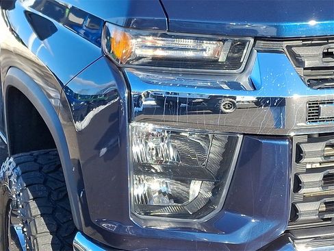 Used 2020 Chevrolet Silverado 2500 LT w/ All Star Edition image 9