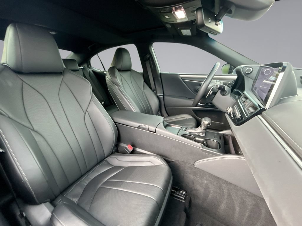 Used 2024 Lexus ES 300h F Sport w/ Accessory Package (Z2) FWD image 11
