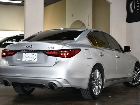 Used 2020 INFINITI Q50 Luxe image 5