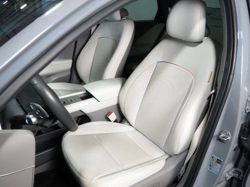 Used 2023 Hyundai Ioniq 6 SEL RWD image 12