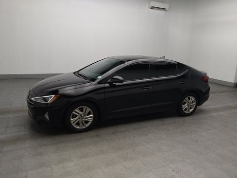 Used 2019 Hyundai Elantra Value Edition FWD image 2
