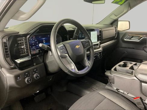 Used 2024 Chevrolet Silverado 1500 LT w/ Protection Package AWD/4WD image 18
