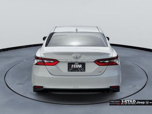 Used 2023 Toyota Camry LE image 6