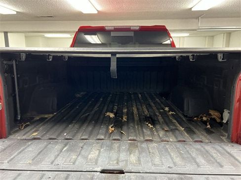 Certified 2021 GMC Sierra 1500 AT4 w/ AT4 Preferred Package image 26