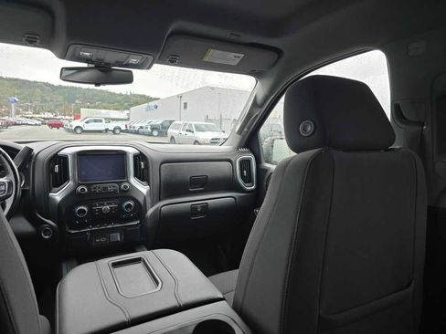 Used 2022 Chevrolet Silverado 1500 LT Trail Boss w/ Bed Protection Package image 14