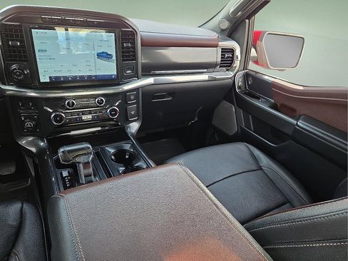 Certified 2022 Ford F150 Lariat w/ Equipment Group 502A High image 12