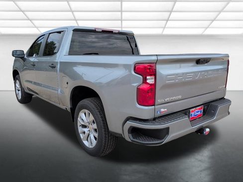 New 2026 Chevrolet Silverado 1500 Custom RWD image 2