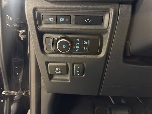 Used 2023 Ford F150 Platinum w/ Equipment Group 701A High image 8