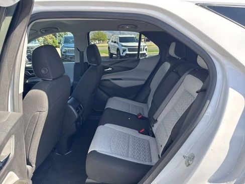 Used 2024 Chevrolet Equinox LS AWD/4WD image 13