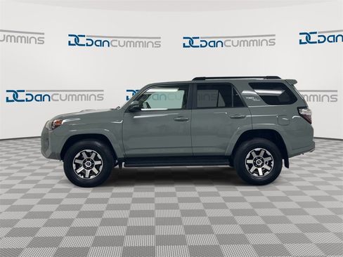 Used 2023 Toyota 4Runner TRD Off-Road Premium image 5