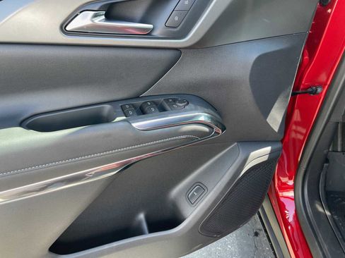 New 2025 Chevrolet Traverse LT w/ LPO, Floor Liner Package image 18