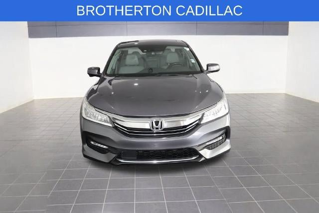 Used 2017 Honda Accord Touring image 10