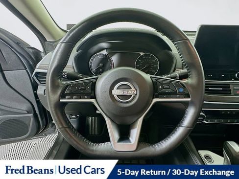 Used 2024 Nissan Altima 2.5 SL AWD/4WD image 16
