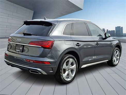 Certified 2025 Audi Q5 2.0T Premium Plus w/ Premium Plus Package image 6