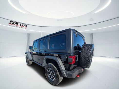 Used 2024 Jeep Wrangler Unlimited Rubicon image 5