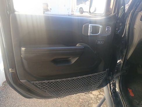 Used 2020 Jeep Gladiator Sport w/ Quick Order Package 24S image 47