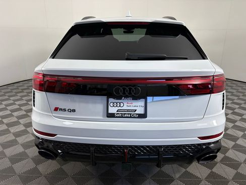 New 2026 Audi RS Q8 performance image 6