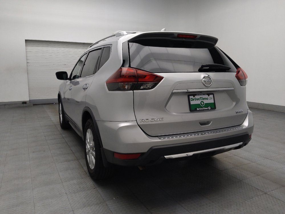 Used 2019 Nissan Rogue S w/ Special Edition Package FWD image 5