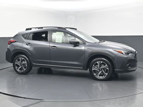 Used 2024 Subaru Crosstrek 2.0i Premium AWD/4WD image 6