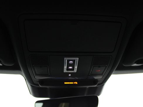 Used 2022 Land Rover Range Rover Evoque R-Dynamic S AWD/4WD image 35