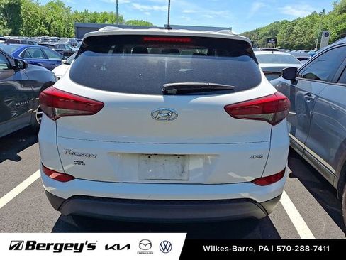 Used 2016 Hyundai Tucson SE w/ Option Group 02 AWD/4WD image 6