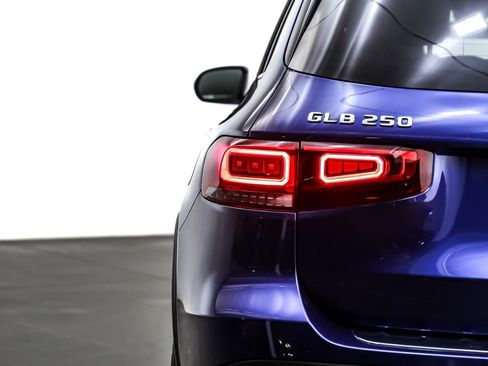 Used 2022 Mercedes-Benz GLB 250 GLB 250 SUV image 14