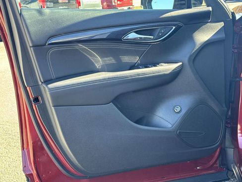 Used 2023 Buick Envision Preferred image 14