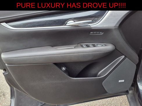 Used 2023 Cadillac XT5 Premium Luxury AWD/4WD image 11