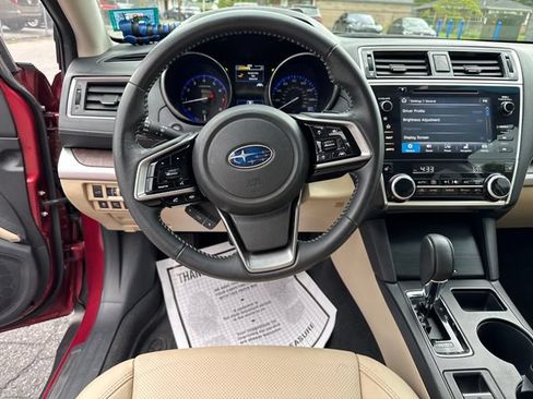 Used 2018 Subaru Outback 3.6R Limited AWD/4WD image 14