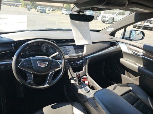 Used 2022 Cadillac XT5 Premium Luxury image 30