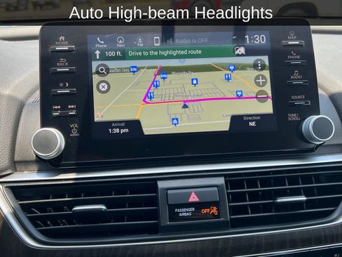 Used 2022 Honda Accord Touring image 7