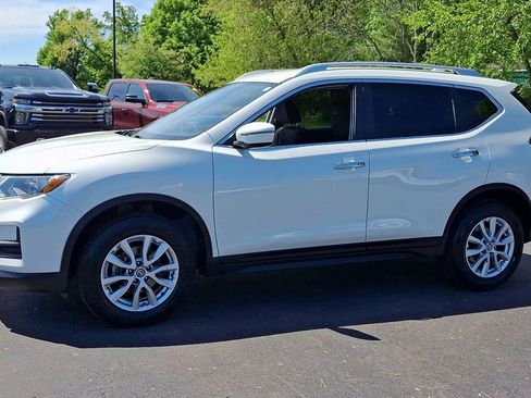 Used 2019 Nissan Rogue SV AWD/4WD image 7
