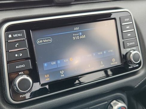 Used 2021 Nissan Versa S image 18