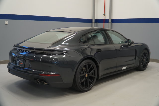 New 2026 Porsche Panamera 4 AWD/4WD image 10
