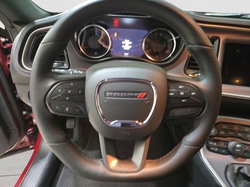 Used 2022 Dodge Challenger R/T Scat Pack w/ Dynamics Package image 13