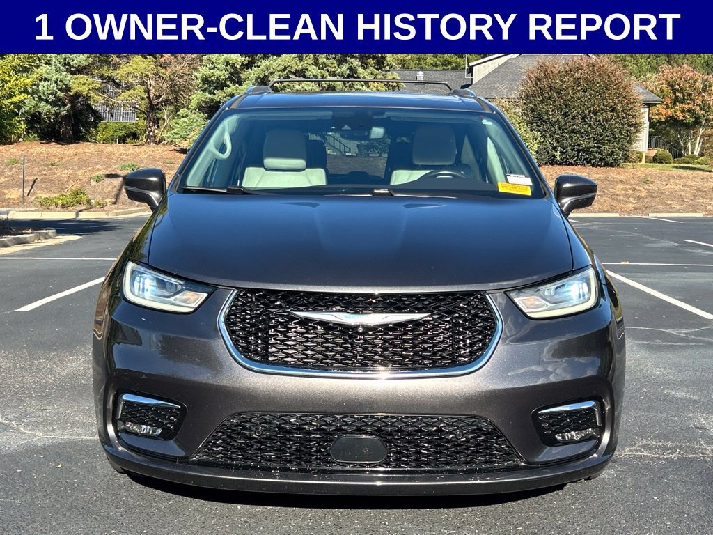 Used 2021 Chrysler Pacifica Touring-L w/ Uconnect Theater Family Group FWD image 13
