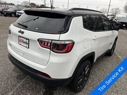 New 2026 Jeep Compass Limited image 27