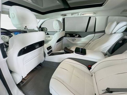 Certified 2023 Mercedes-Benz Maybach GLS 600 Maybach GLS 600 image 25