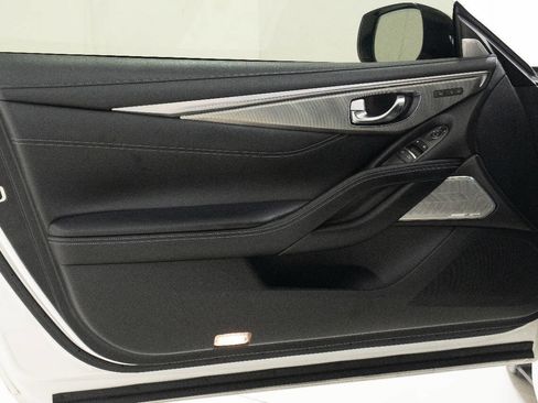 Used 2017 INFINITI Q60 3.0t w/ Premium Plus Package 3.0T image 20