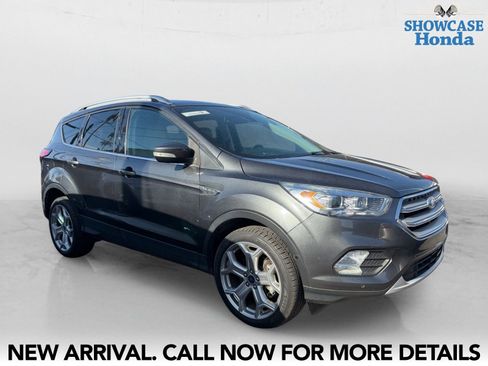 Used 2019 Ford Escape Titanium AWD/4WD image 6