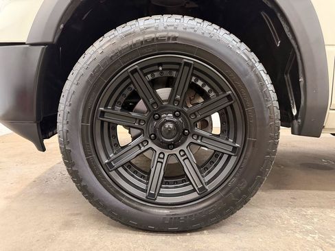 Used 2019 RAM 1500 Big Horn RWD image 8